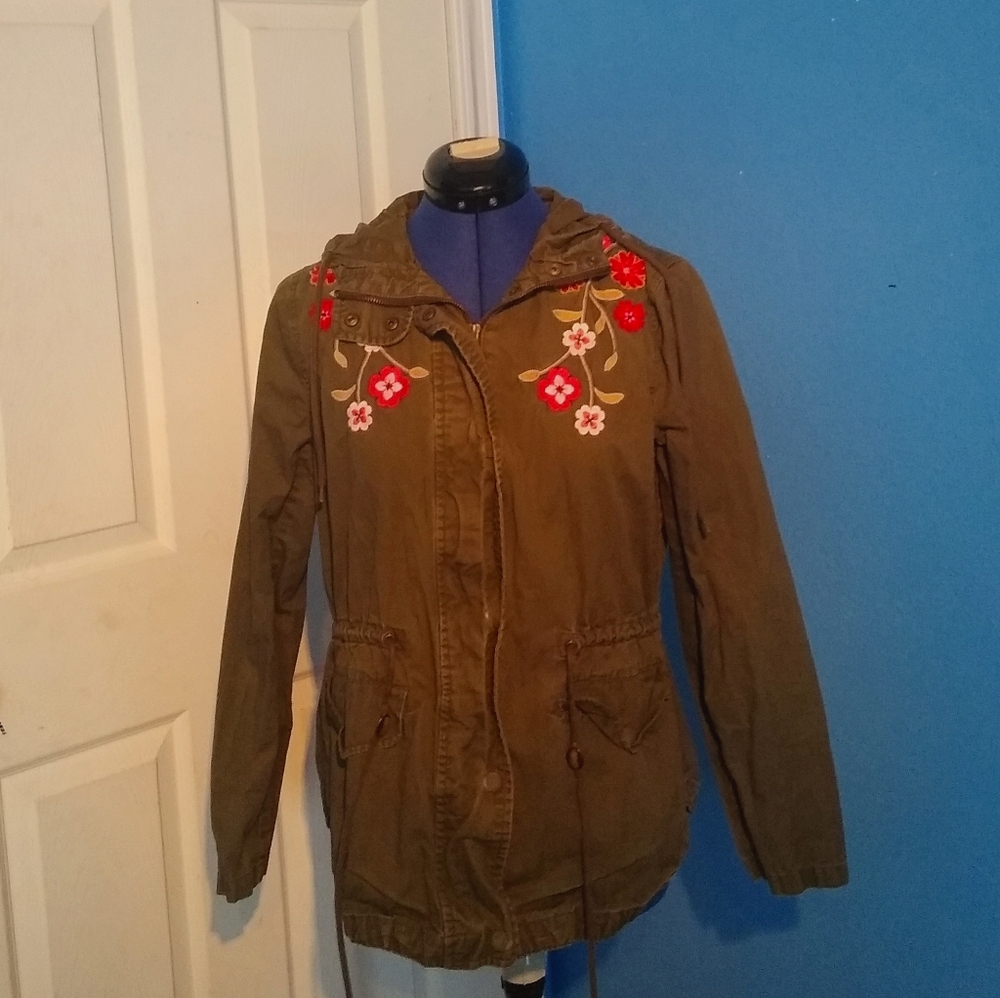 Floral Embroidered Utility Jacket - Picture 2 of 4